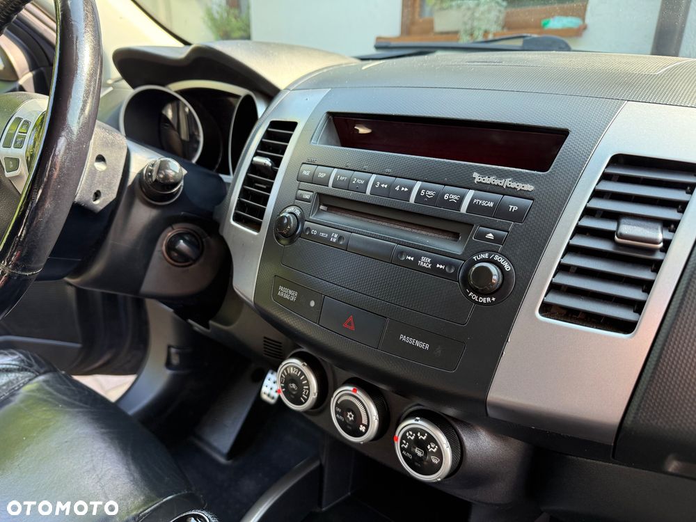 Mitsubishi Outlander 2.0 DID Instyle - 11