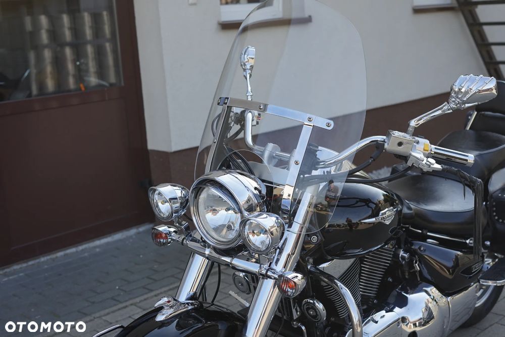 Suzuki Intruder - 31