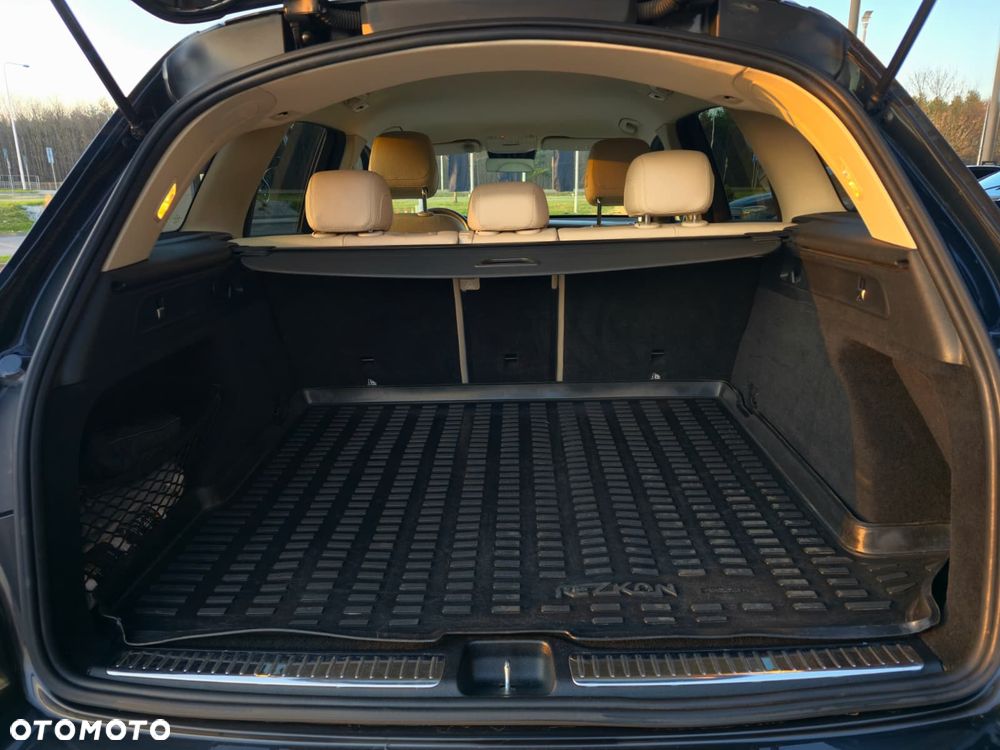 Mercedes-Benz GLC 200 d 4Matic 9G-TRONIC AMG Line - 35