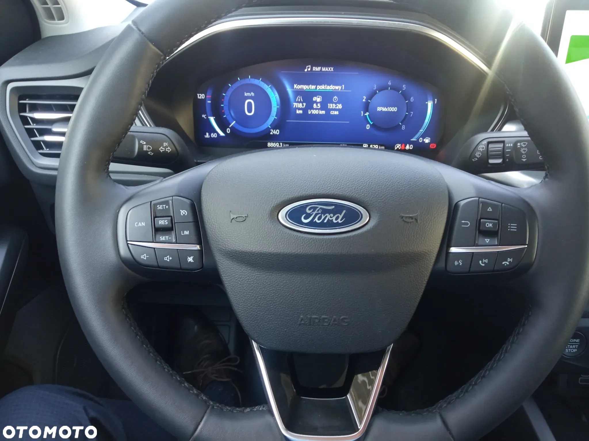 Ford Focus 1.0 EcoBoost Titanium Design - 13