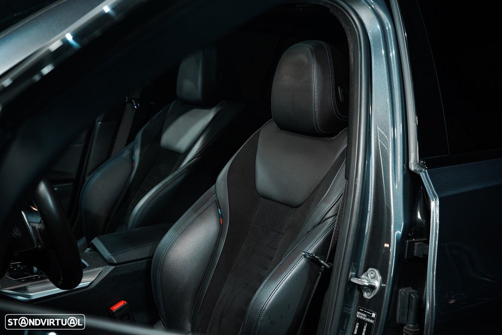 BMW 320 e Aut. M Sport - 13