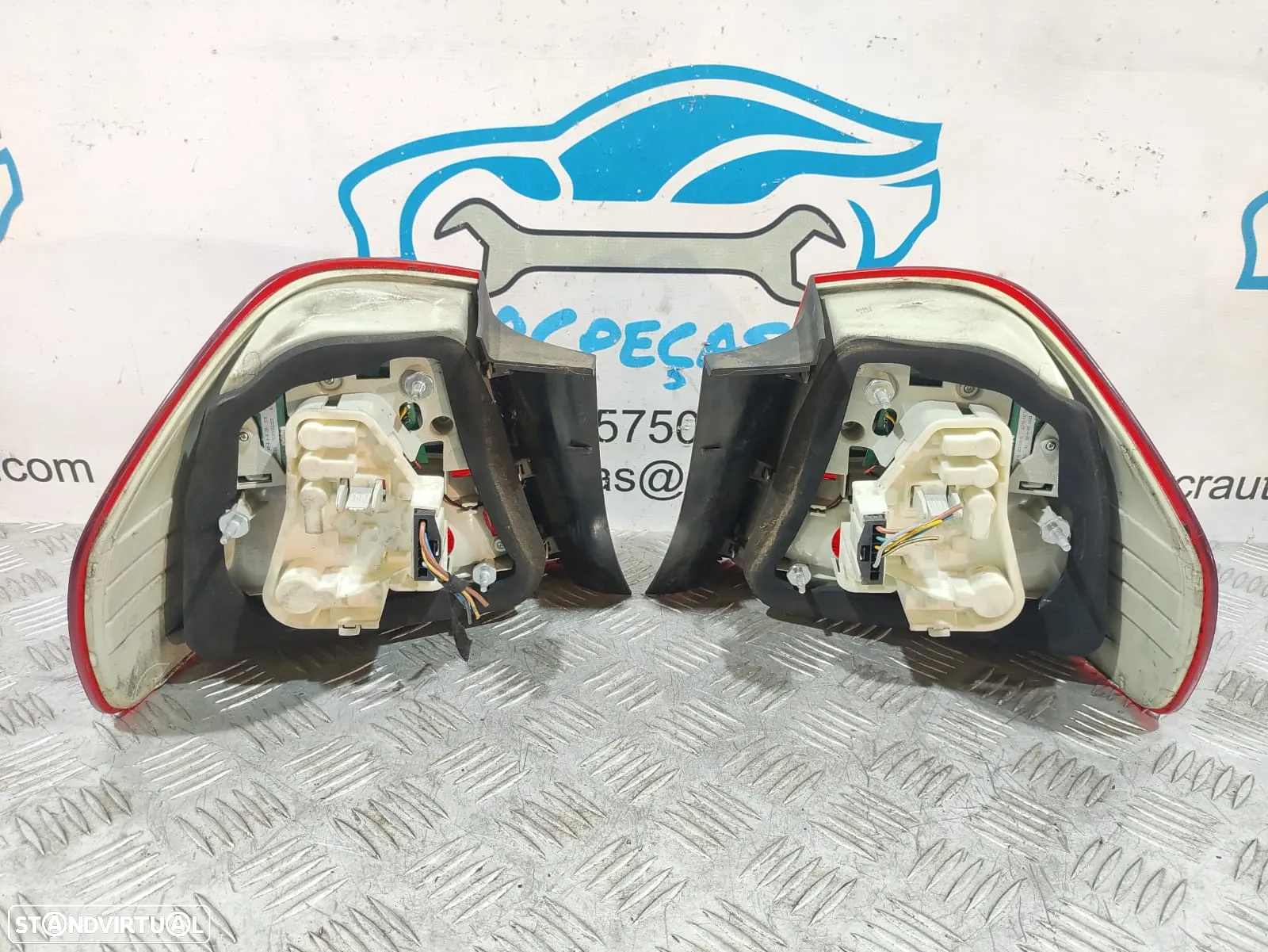Conjunto Farolins Originais BMW Serie 3 E90 LCi Led 7289425 7289426 - 9
