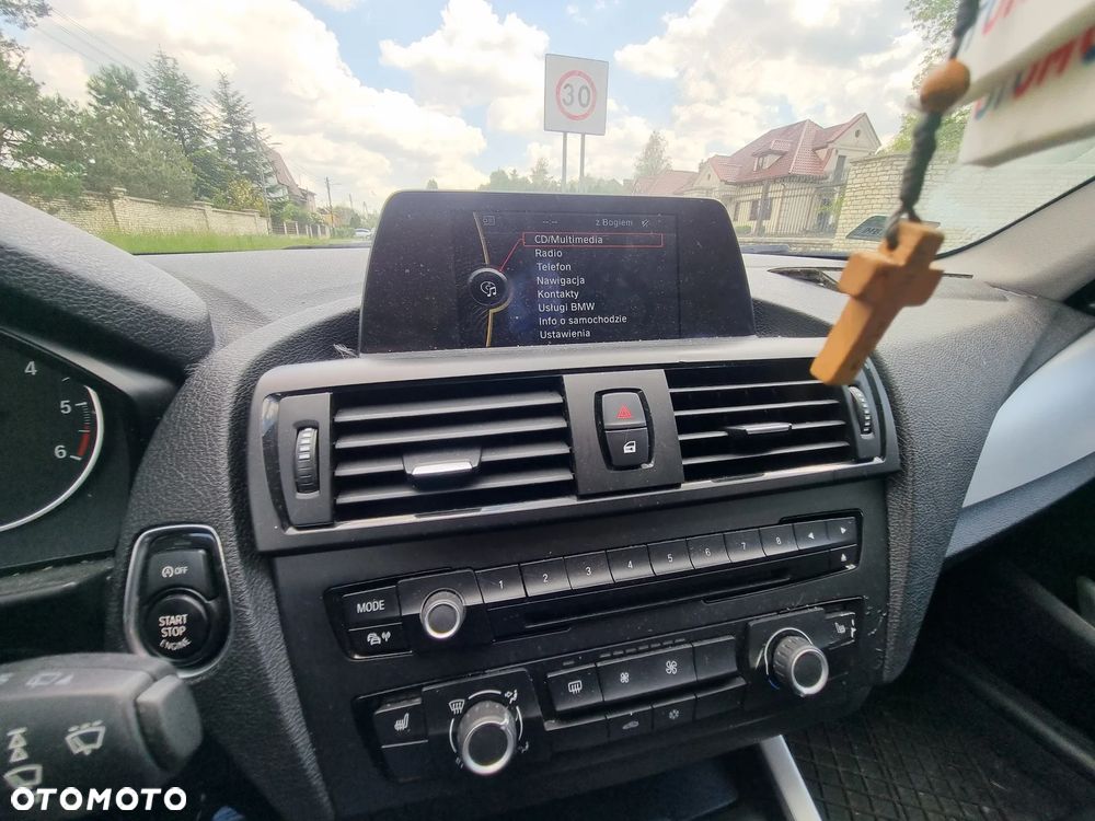 BMW Seria 1 118d Sport Line - 3