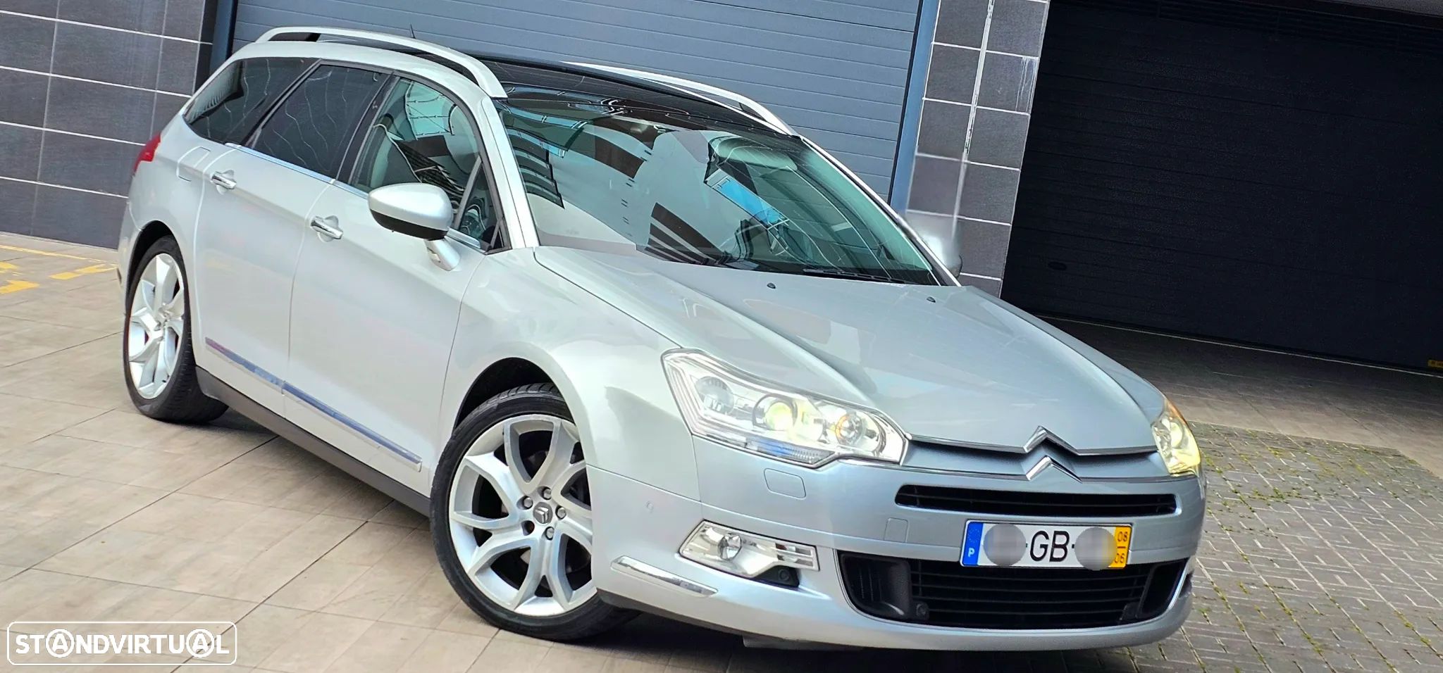 Citroën C5 Tourer 2.7 HDi V6 Exclusive Aut. - 1