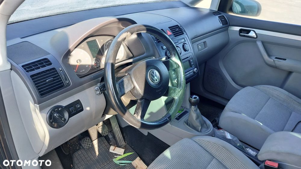 VW Touran 2006  i 2005r. 2,0 diesel na części - 10