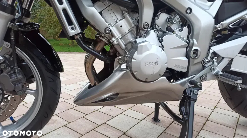 Yamaha FZ6 - 35