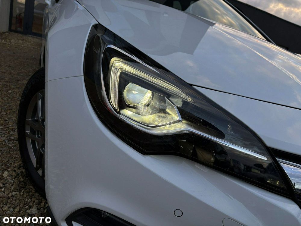 Opel Astra 1.4 T Dynamic - 10