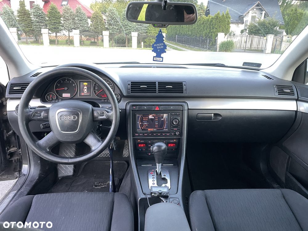 Audi A4 Avant - 6