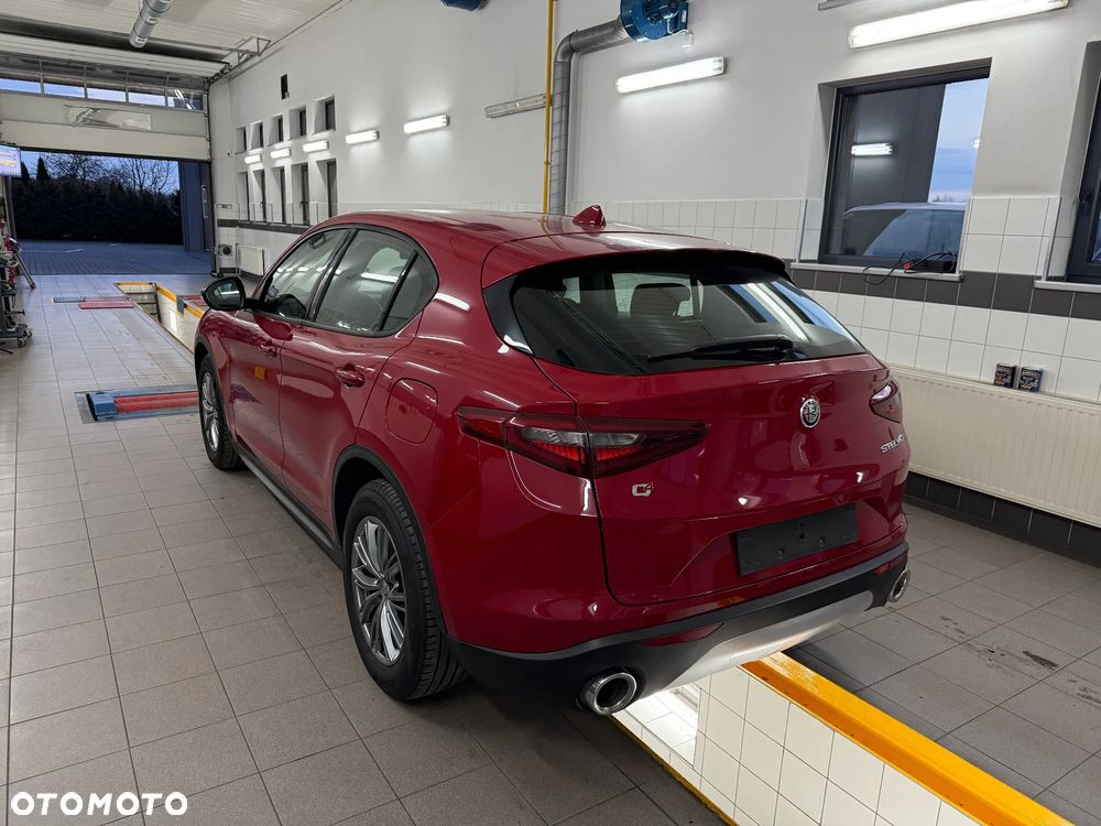 Alfa Romeo Stelvio 2.2 16V AT8 Q4 Business - 5