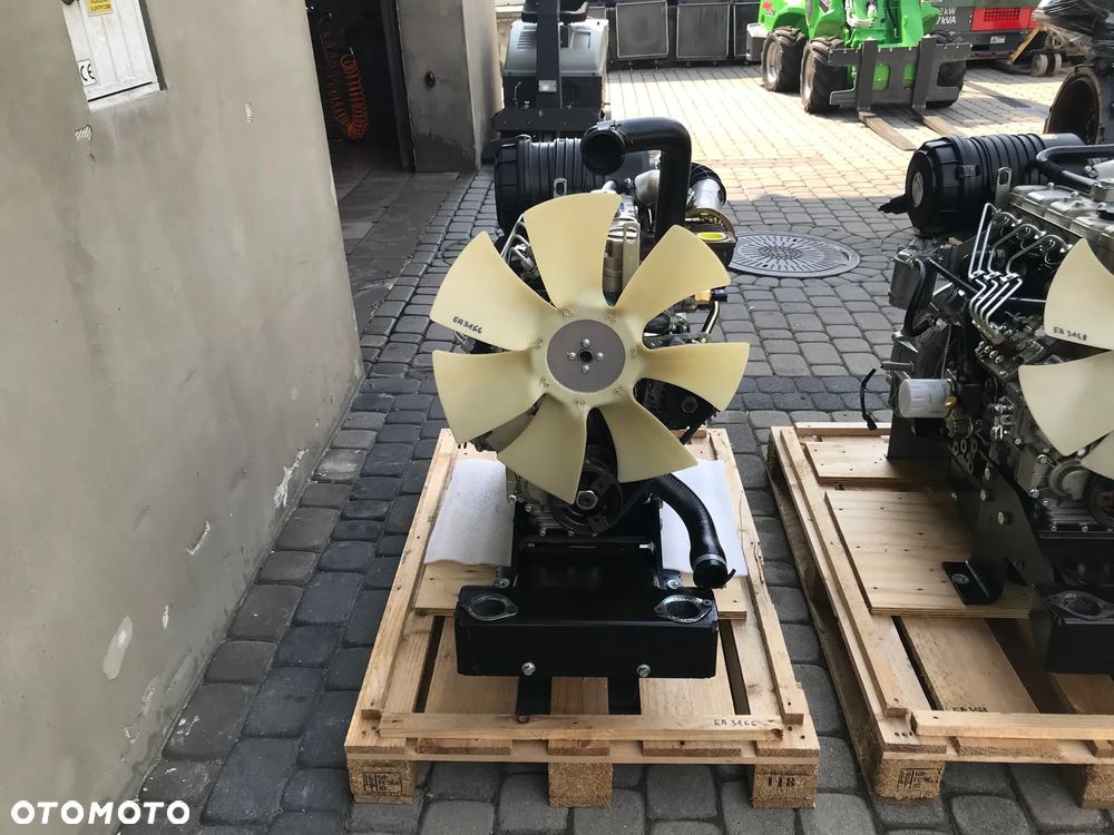 SILNIK Perkins 404D-22T 404D 22T 33.3kW 18900netto - 2