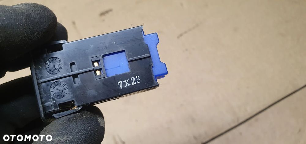 Włącznik przełącznik TCSS OFF Suzuki Swift IV SP221-201A - 4