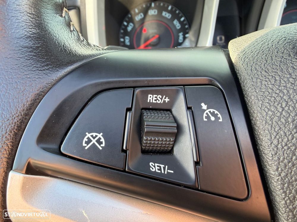 Chevrolet Camaro - 25