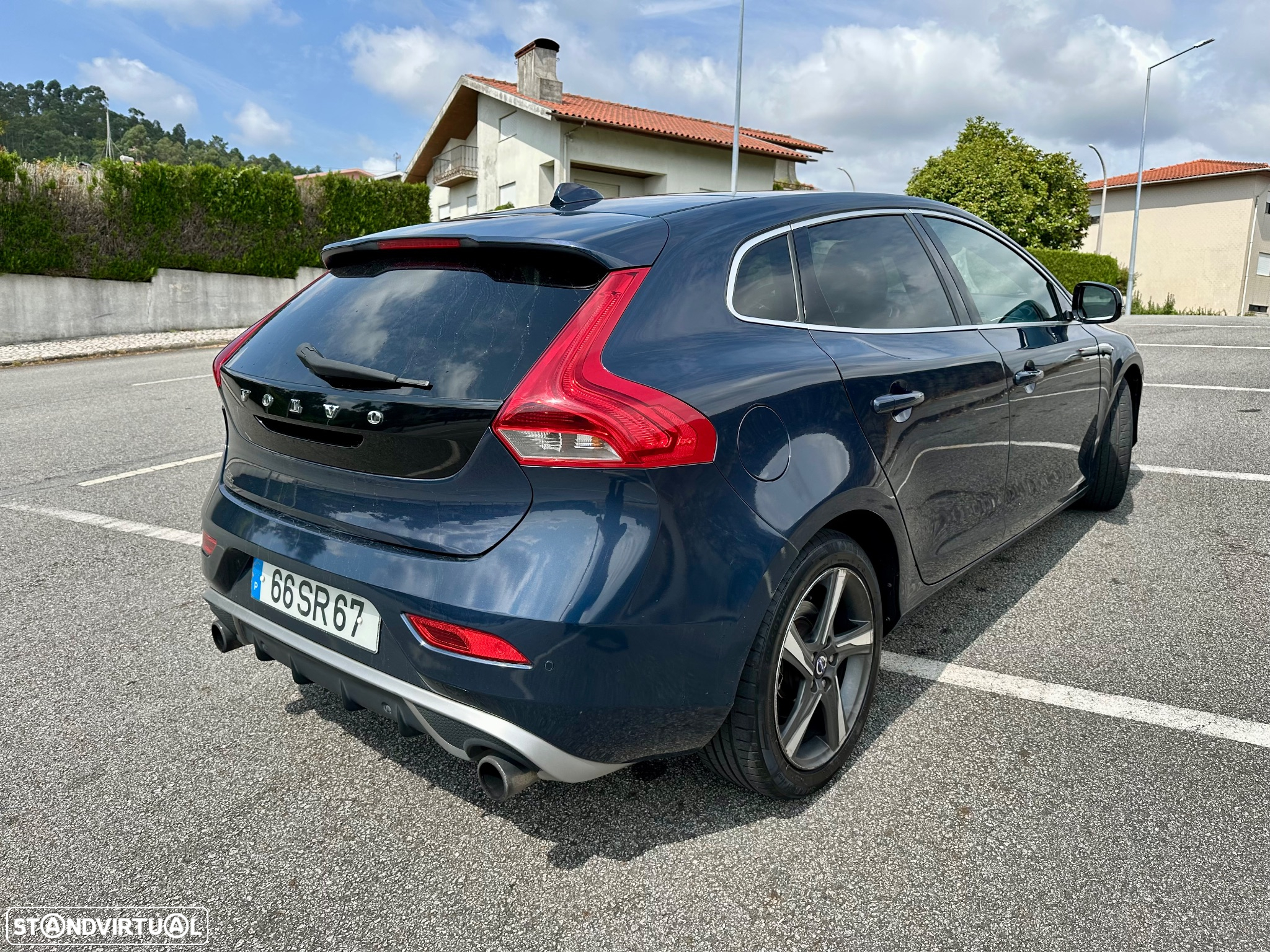 Volvo V40 1.6 D2 R-Design - 9