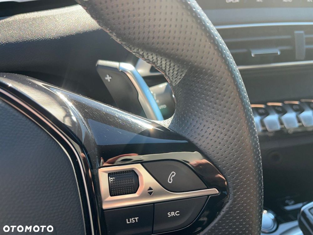 Peugeot 3008 1.6 PureTech GPF GT Line S&S EAT8 - 27