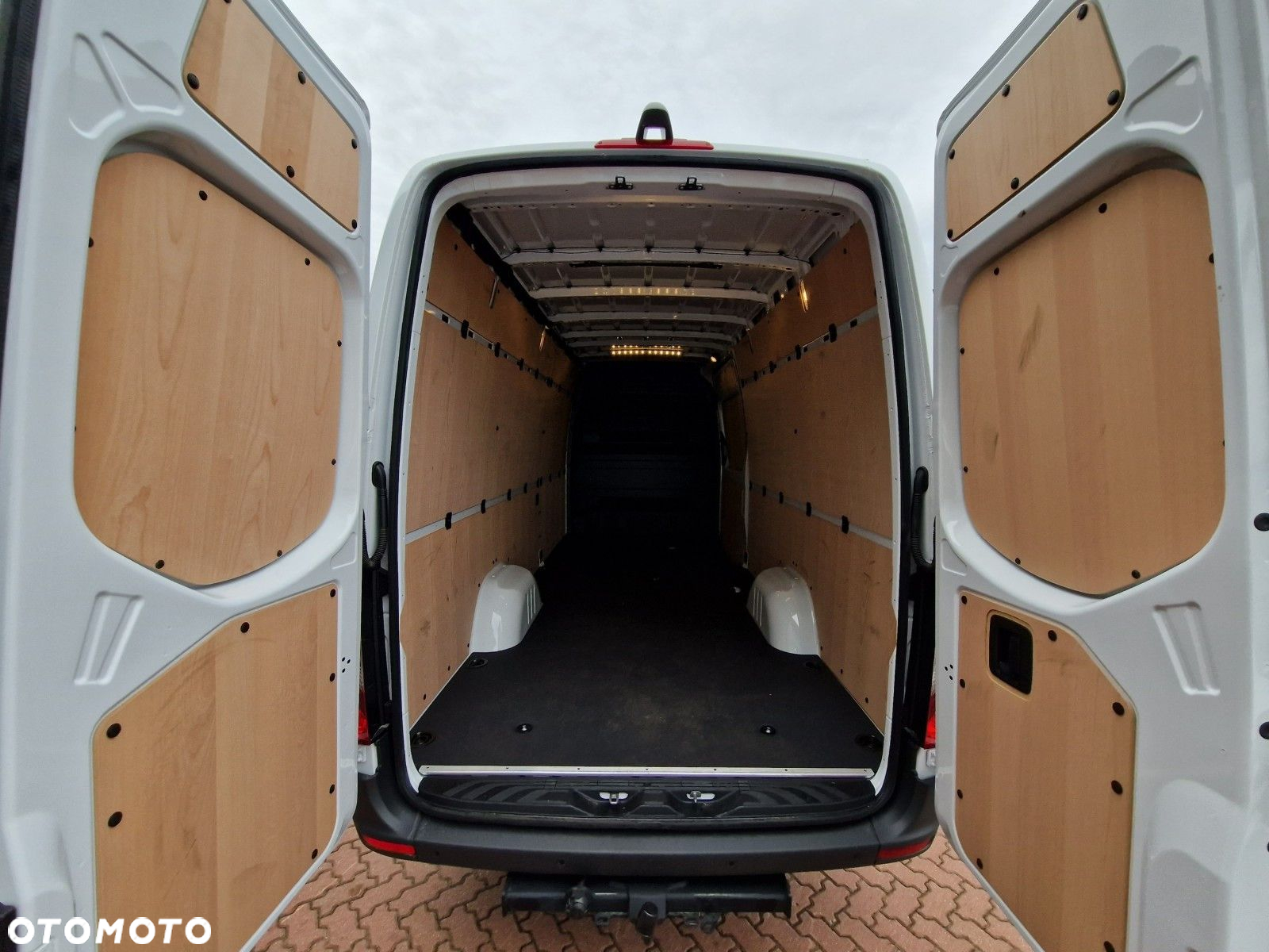 Mercedes-Benz Sprinter 317 CDI KA OM654 - 17