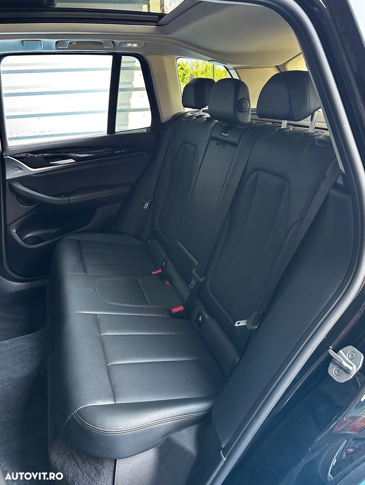 BMW X3 xDrive20d Aut. - 34
