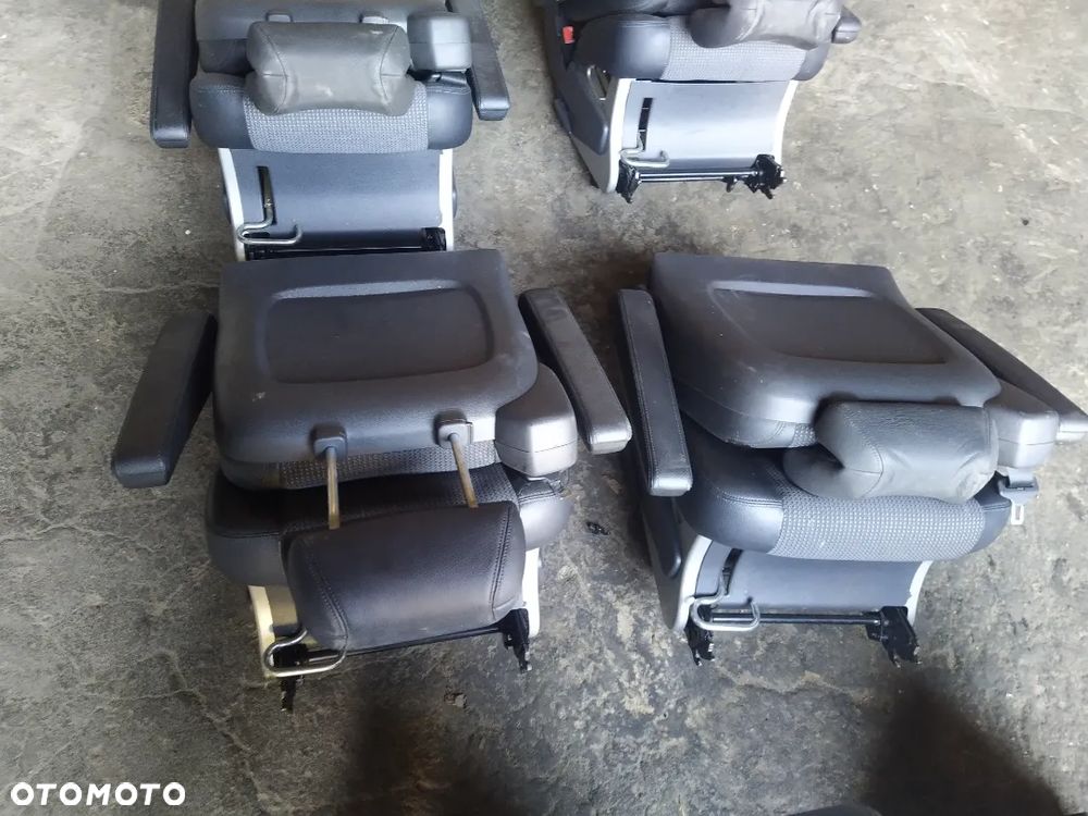 Fotele przednie Mercedes Vito viano 639 lift - 2