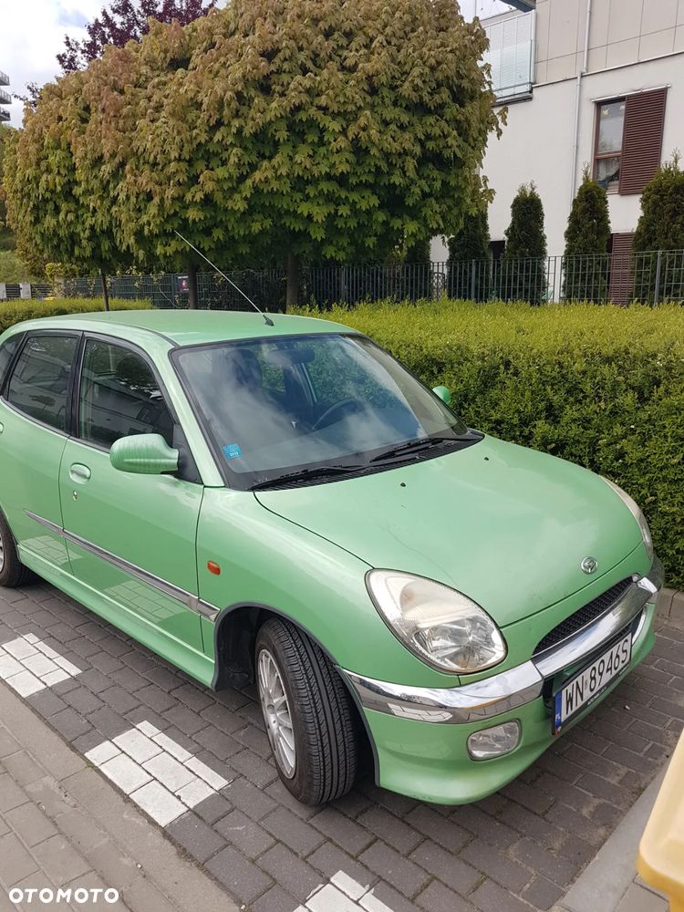 Daihatsu Sirion - 10