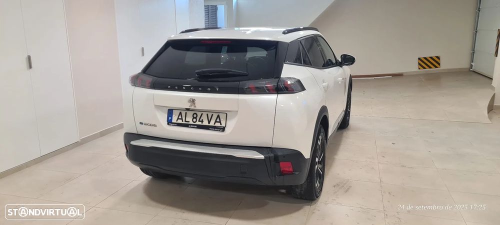 Peugeot e-2008 50 kWh Allure Pack - 5