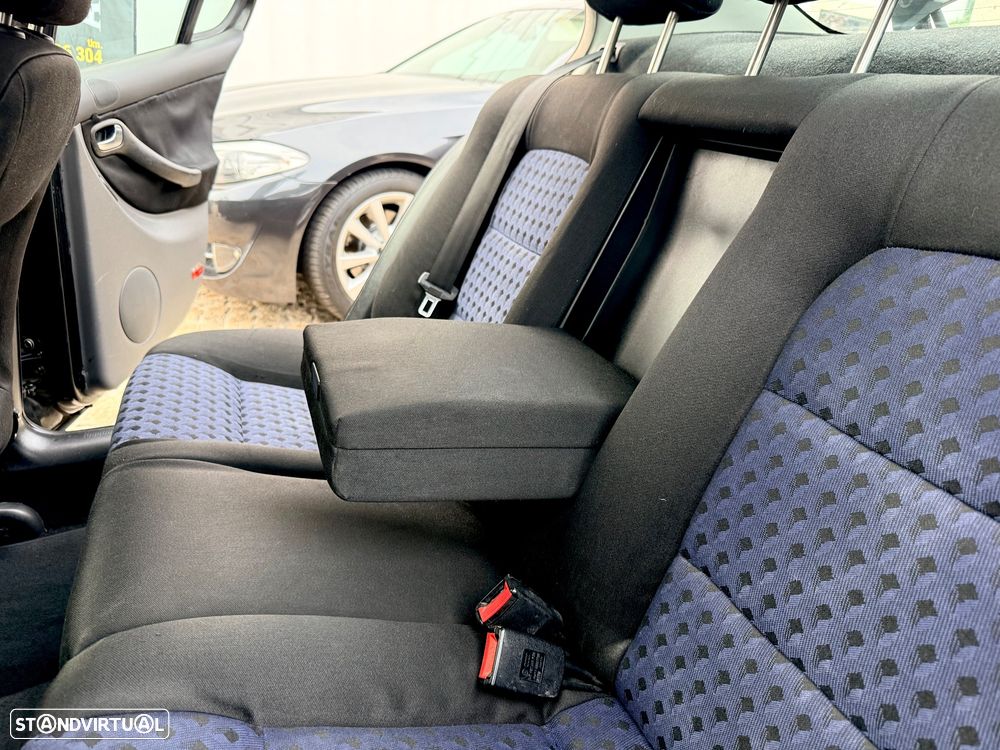 SEAT Toledo 1.9 TDI Sport - 42