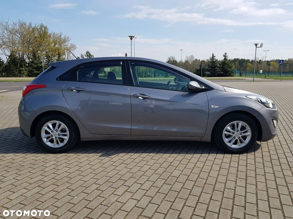 Hyundai i30 1.4 Classic + - 4