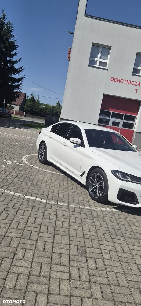 BMW Seria 5 520d xDrive MHEV Sport - 6