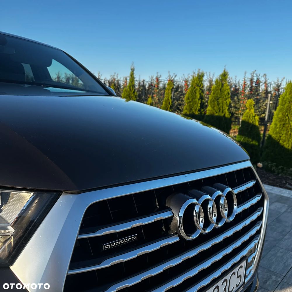 Audi Q7 - 7