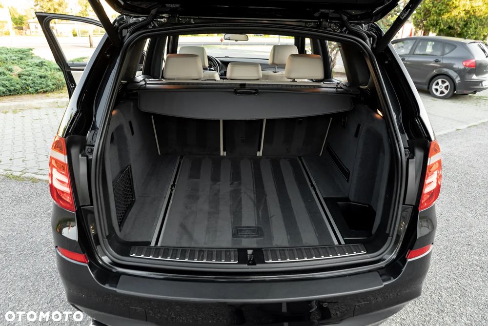 BMW X3 xDrive28i Sport-Aut M Sport - 33