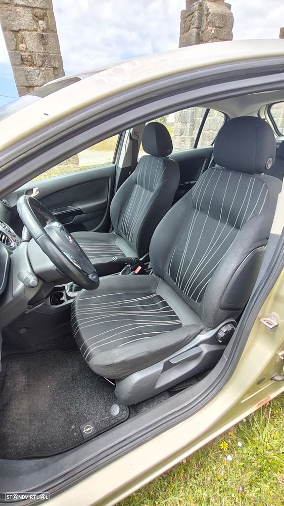 Opel Corsa - 10