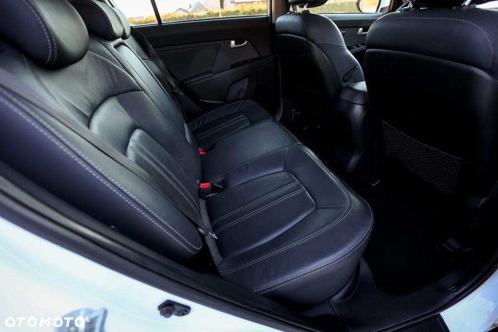 Kia Sportage 2.0 CRDI 184 4WD Spirit - 24