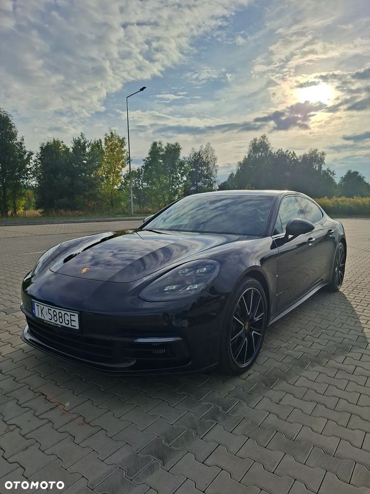 Porsche Panamera 2018 photo 2