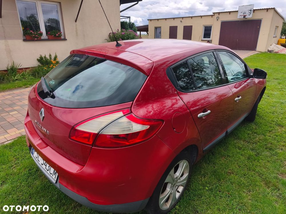 Renault Megane 1.5 dCi Dynamique - 8