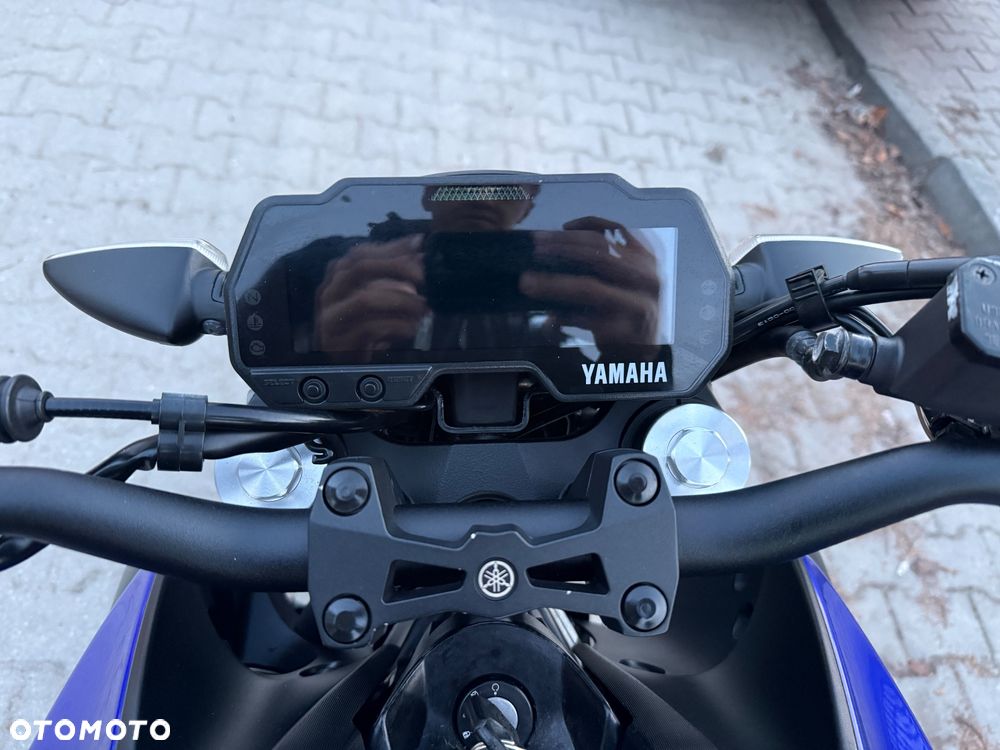 Yamaha MT - 30