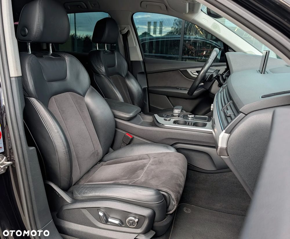 Audi Q7 - 17
