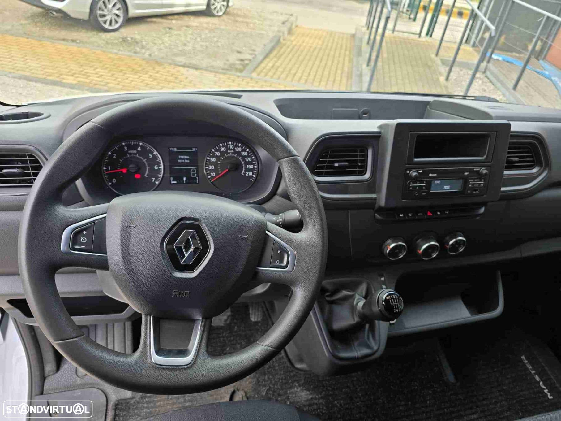 Renault Master 2.3 dCi L2H2 3.5T SS - 8