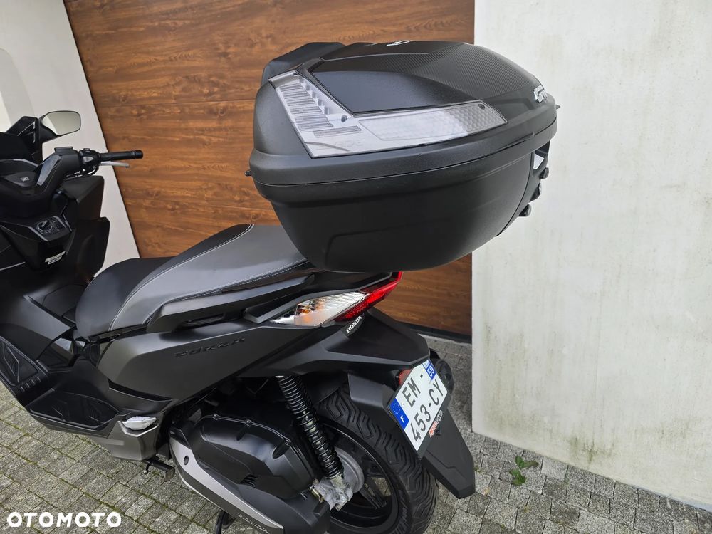 Honda NSS - 35