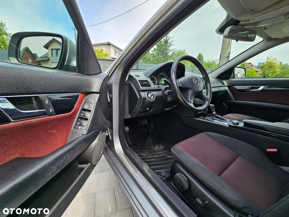 Mercedes-Benz Klasa C 180 Kompressor Automatik Avantgarde - 26