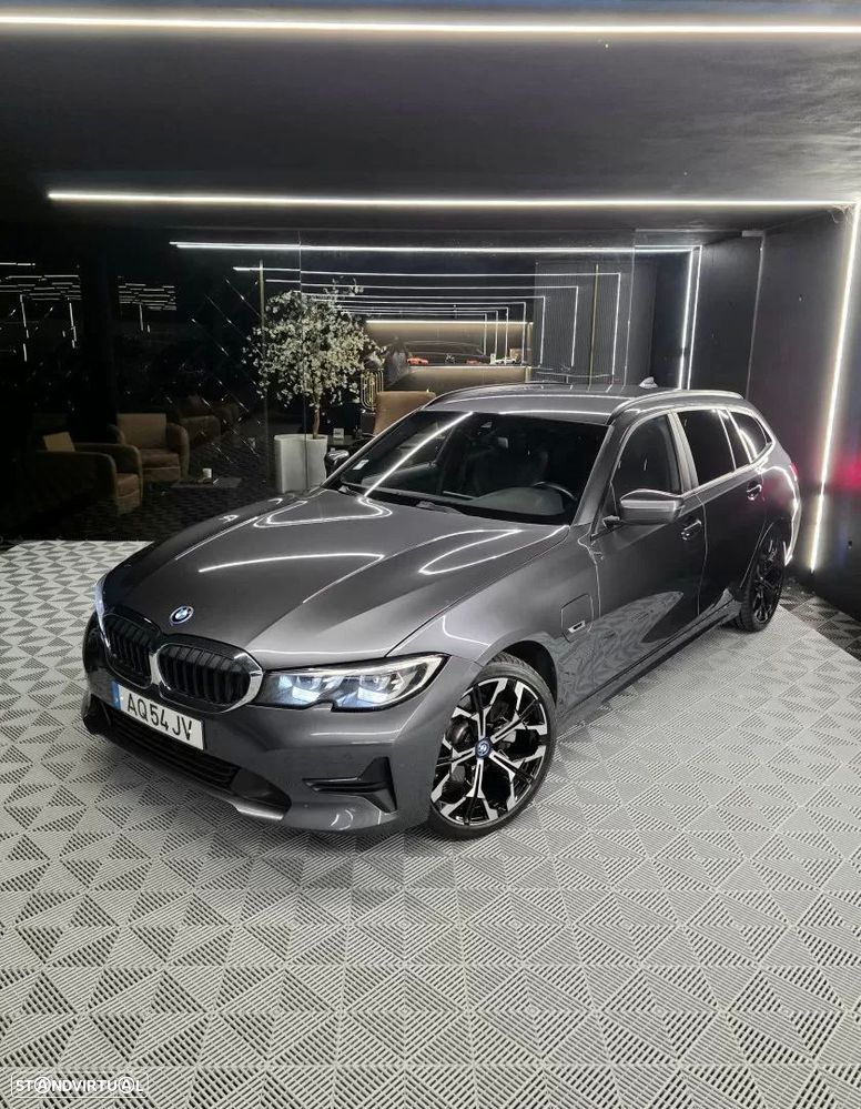BMW 320 e Line Sport Auto - 2