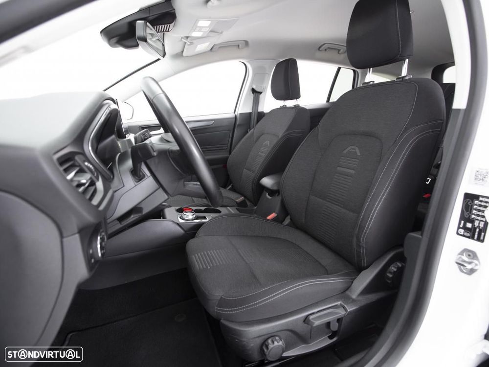 Ford Focus SW 1.5 TDCi EcoBlue Active Aut. — fotografia 9