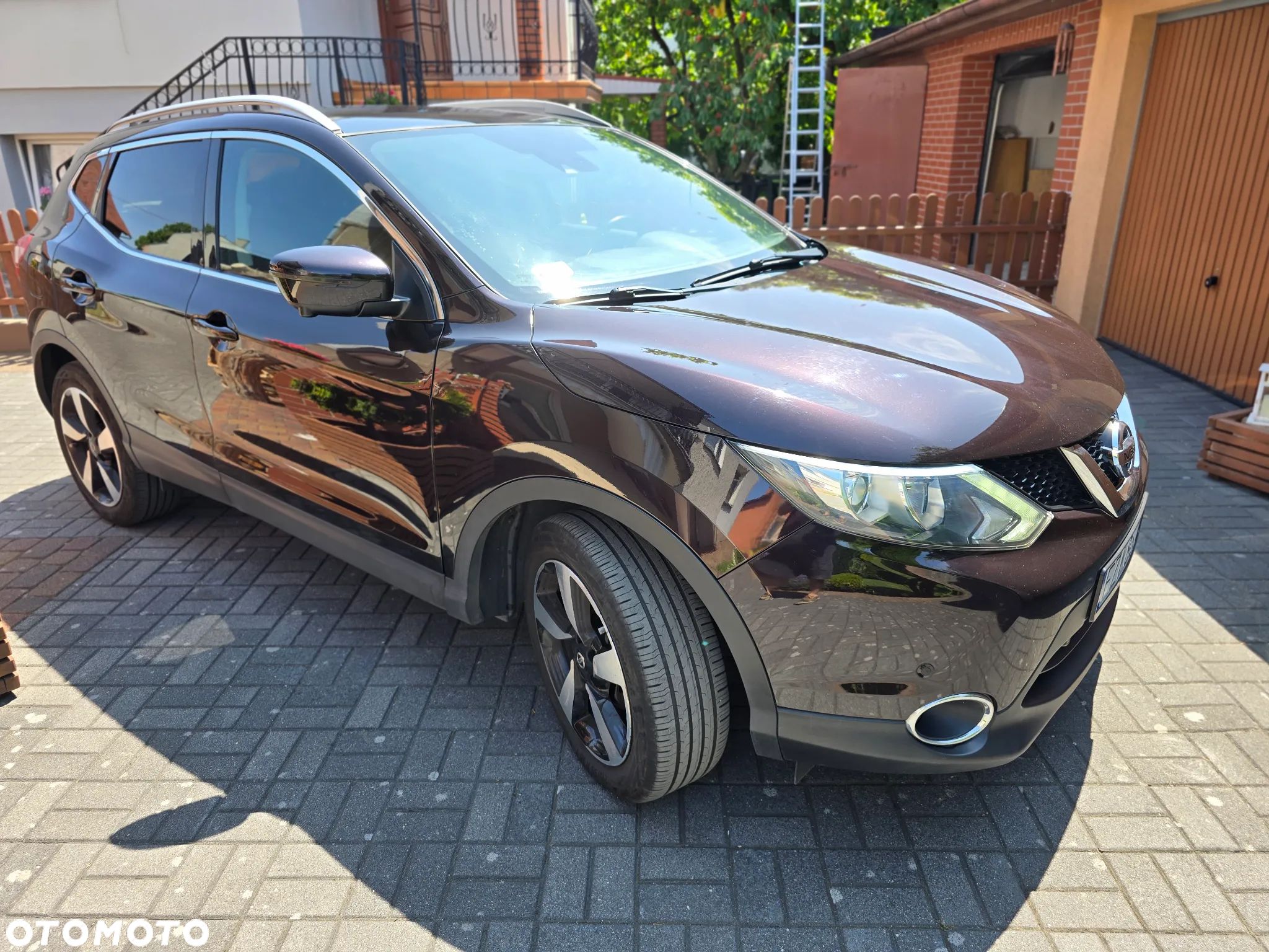Nissan Qashqai 1.6 DIG-T N-Connecta - 1