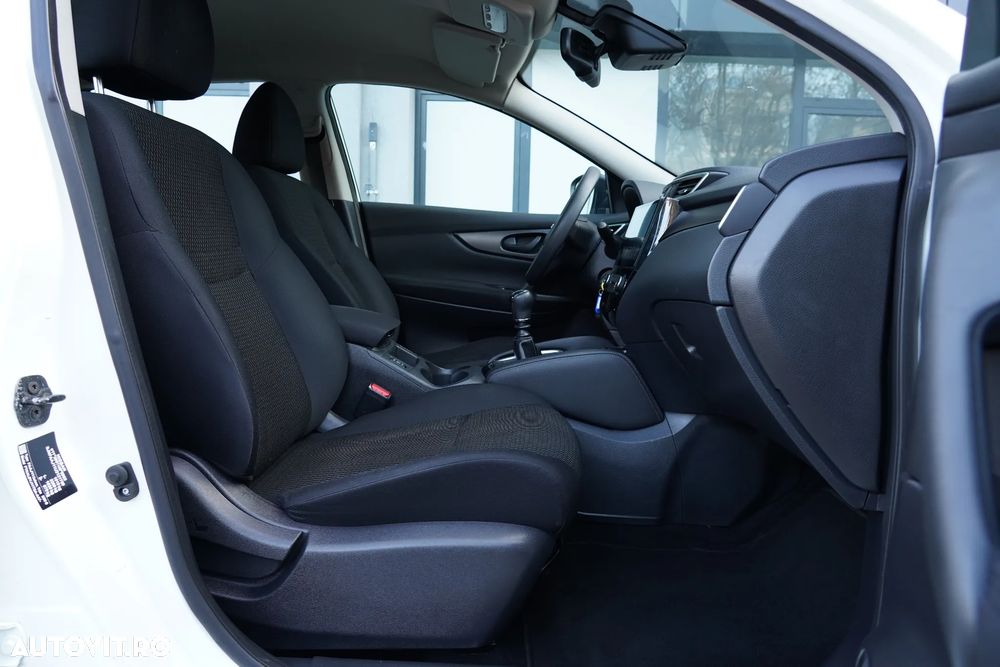 Nissan Qashqai 1.5 DCI N-CONNECTA - 8