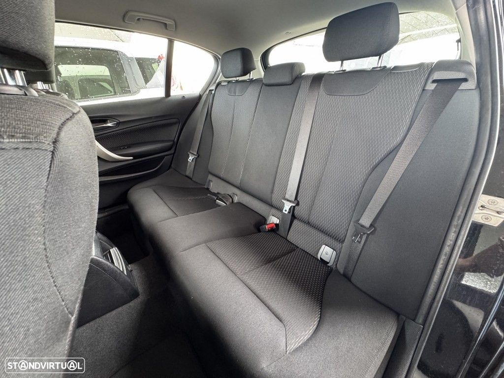 BMW 114 d Line Urban - 34