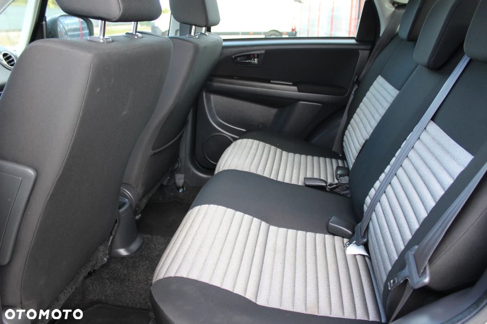 Fiat Sedici 1.6 16V 4x4 Lounge - 10