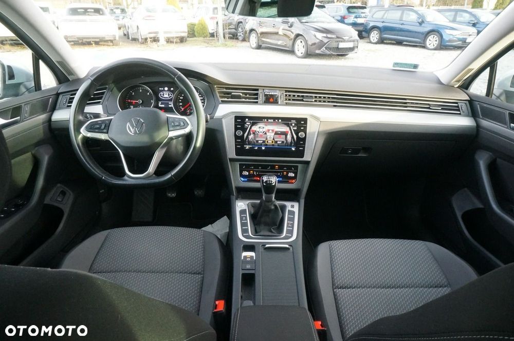 Volkswagen Passat 2.0 TDI EVO Essence - 10