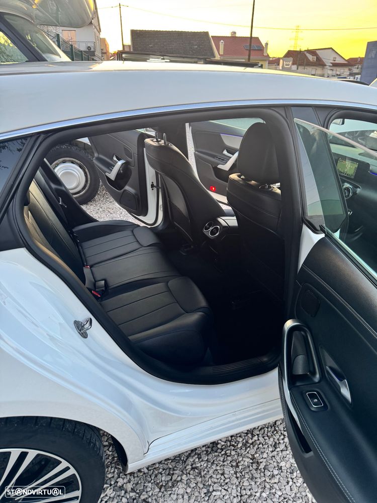 Mercedes-Benz CLA 250 e 8G-DCT Progressive - 22