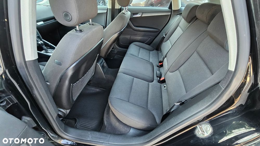 Audi A3 Sportback 1.6 TDI DPF Ambiente S tronic - 11