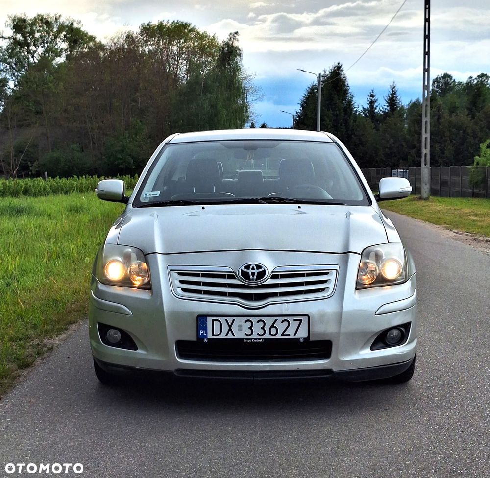 Toyota Avensis 2.2 D-4D Prestige - 6