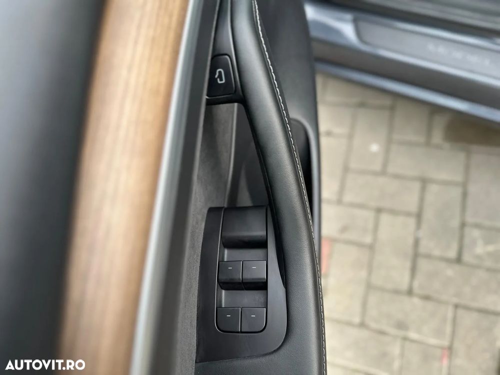 Tesla Model 3 Langstreckenbatterie Allradantrieb Dual Motor - 32