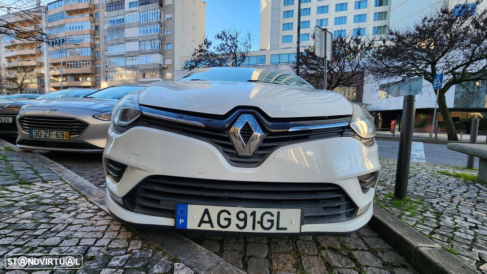 Renault Clio 1.2 16V 75 LIMITED - 7