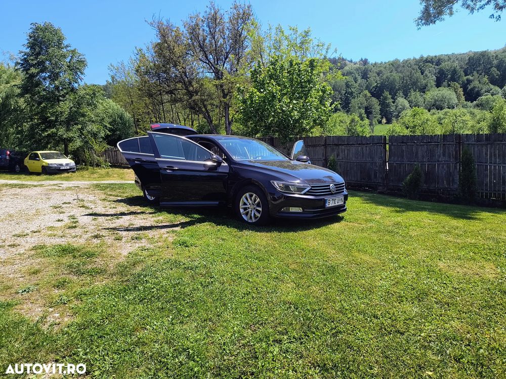 Volkswagen Passat 1.6 TDI Comfortline - 11